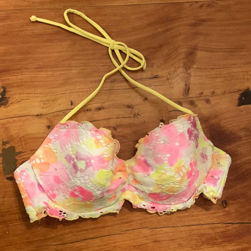 Victoria’s Secret Swim top